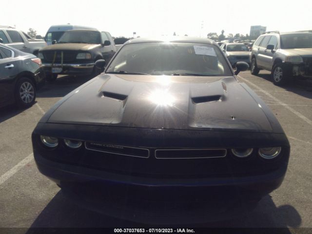 2C3CDZAG5KH649670 Dodge Challenger Sxt