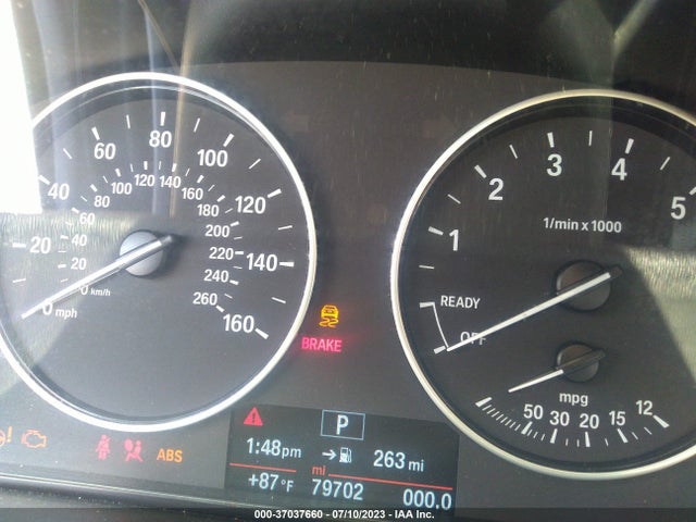 BMW 320i Xdrive 2016 WBA8E5G59GNT41328 Image 15