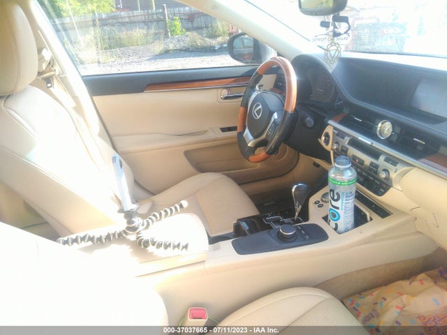 JTHBW1GG3E2049834 Lexus Es 300h Hybrid