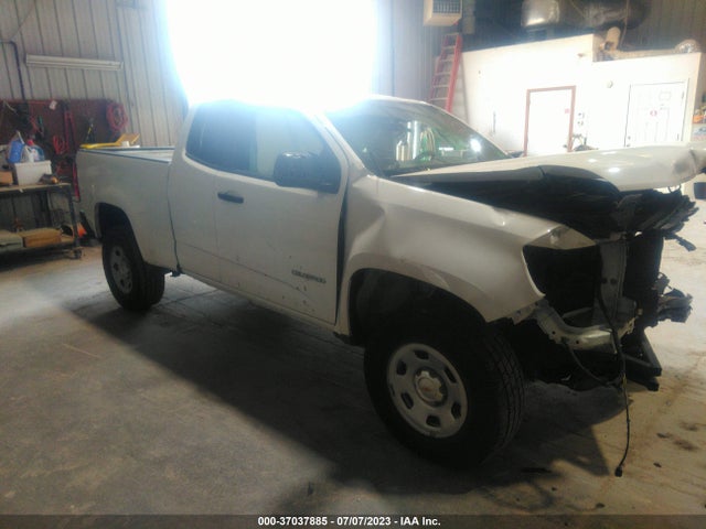 2016 1GCHSBEA2G1252993 main image