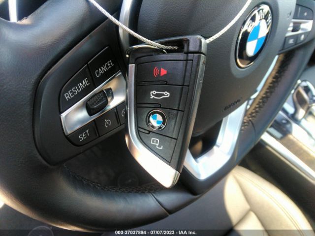 3MW5R1J03M8B78820 BMW 3 Series 330i