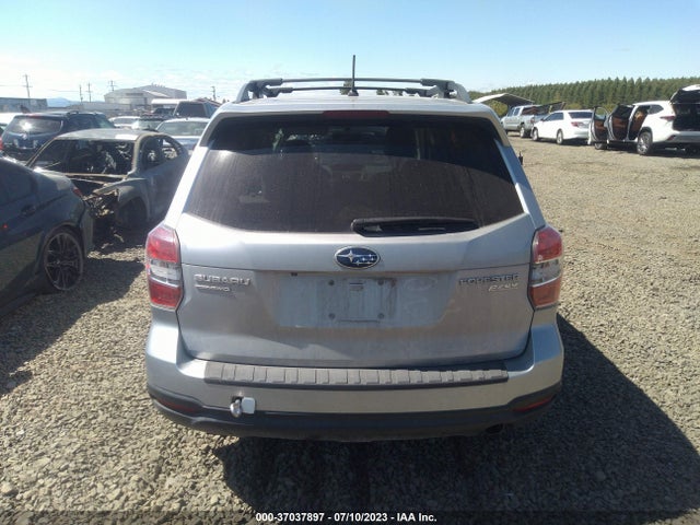 Subaru Forester 2.5i Limited 2015 JF2SJAHC9FH536175 Image 8