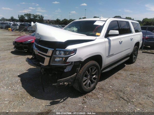 Chevrolet Suburban Lt 2017 1GNSCHKC0HR167480 Image 2