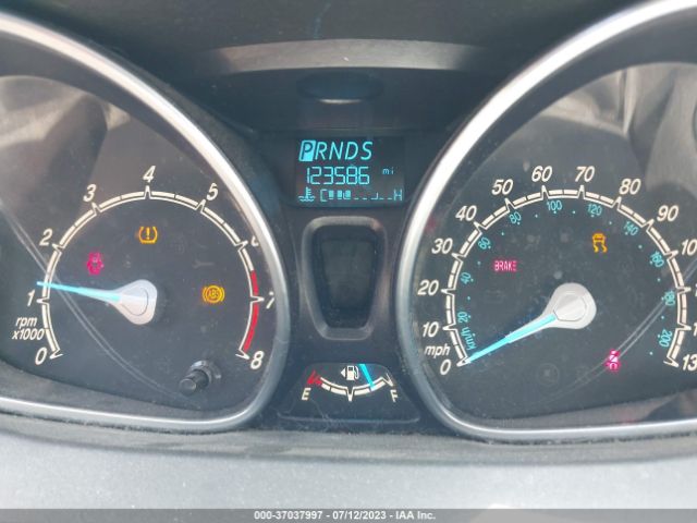 3FADP4FJXEM117132 Ford Fiesta Titanium