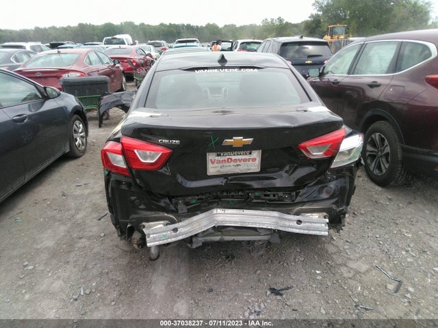 Chevrolet CRUZE LS 2018 1G1BC5SMXJ7160725 Image 17