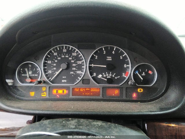 2005 BMW 3 SERIES 330I VIN: WBAEV53405KM39288