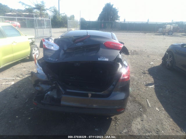 2018 FORD FOCUS SEL VIN: 1FADP3H21JL275936