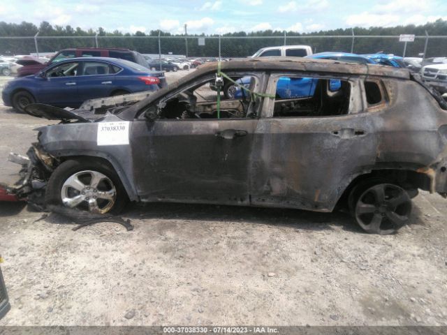 3C4NJDBB5KT592803 Jeep Compass Latitude