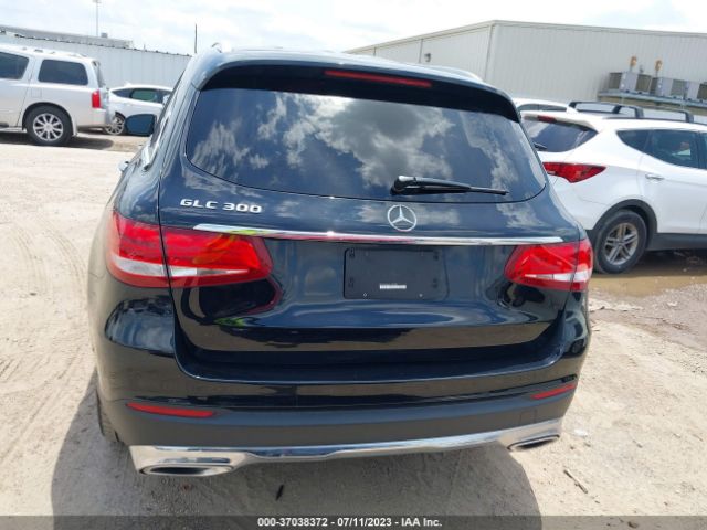 WDC0G4JB4K1005583 Mercedes-Benz Glc Glc 300