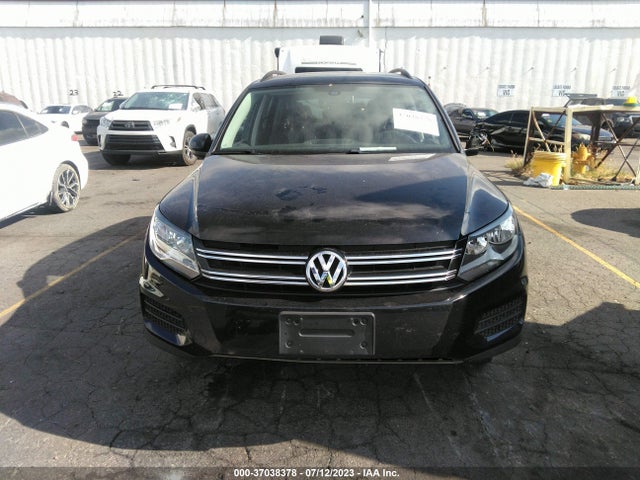 WVGBV7AX8HK030406 Volkswagen TIGUAN S