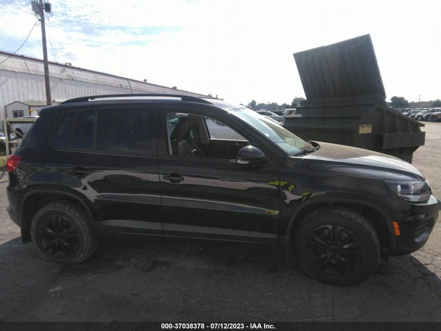 WVGBV7AX8HK030406 Volkswagen TIGUAN S
