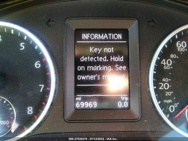 WVGBV7AX8HK030406 Volkswagen TIGUAN S