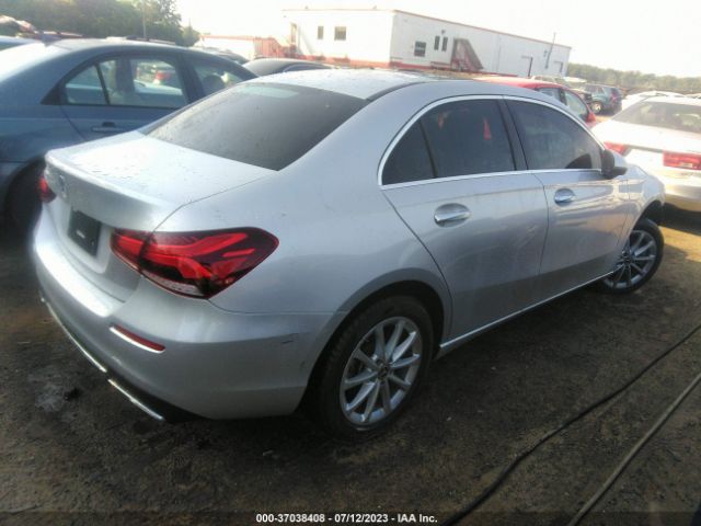 W1K3G4EB1MJ267454 Mercedes-Benz A-class A 220