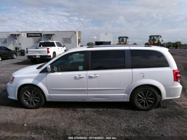 2C4RDGCG3GR401720 Dodge Grand Caravan Sxt Plus