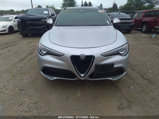 ZASFAKNN9J7B88766 Alfa Romeo Stelvio Ti Sport