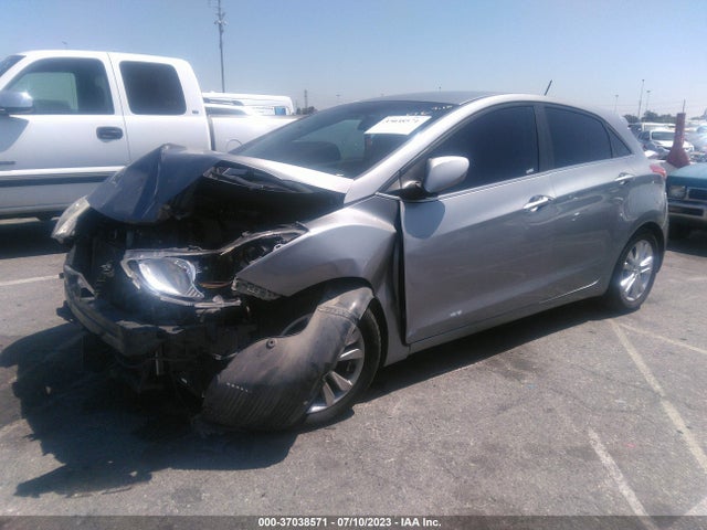 Hyundai ELANTRA GT 2014 KMHD35LH5EU233181 Image 2