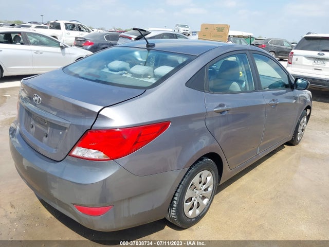 Hyundai ACCENT SE 2017 KMHCT4AE7HU167624 Image 4