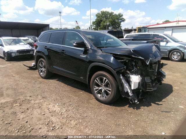 2018 Toyota Highlander, VIN: 5TDBGRFH6JS041561
