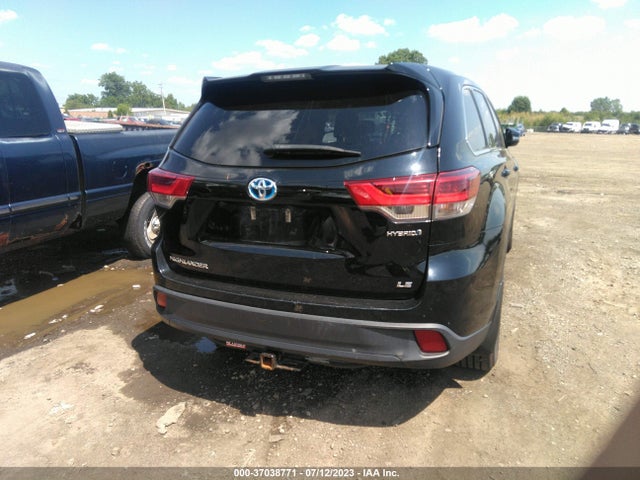 2018 Toyota Highlander, VIN: 5TDBGRFH6JS041561