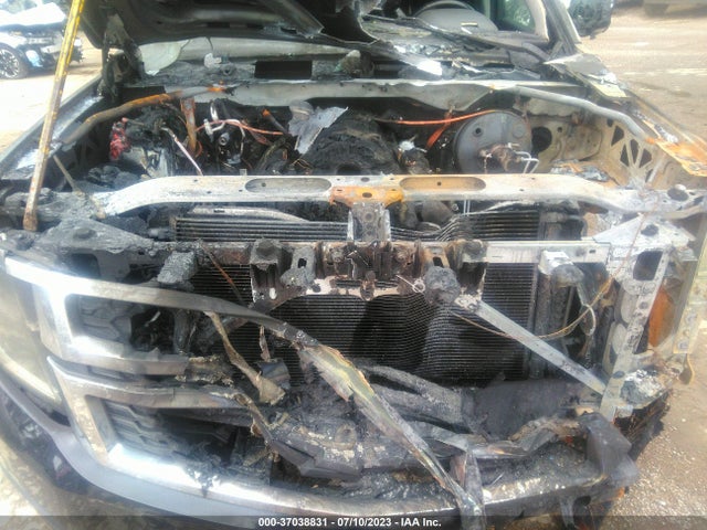 Chevrolet Suburban Lt 2018 1GNSCHKC4JR251582 Image 10