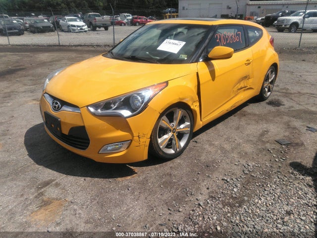 Hyundai Veloster Value Edition 2017 KMHTC6AD5HU319242 Image 2