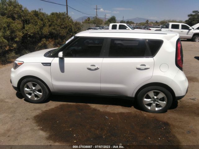 KNDJN2A27H7463905 KIA Soul Base
