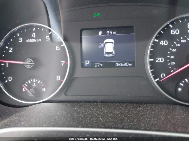 KNDEU2AAXM7103758 KIA SELTOS S