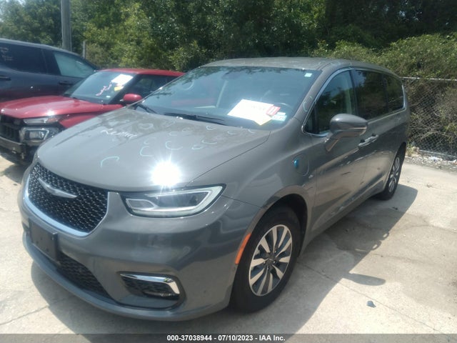 Chrysler Pacifica Hybrid Touring L 2022 2C4RC1L76NR118984 Image 2