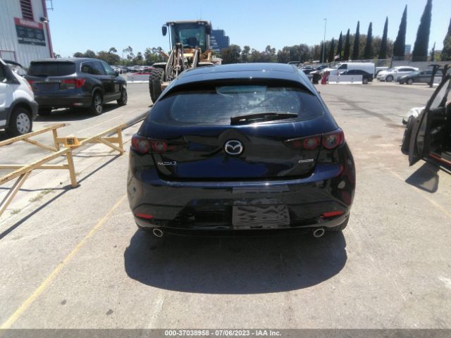 JM1BPALL0M1401287 Mazda Mazda3 Hatchback Preferred
