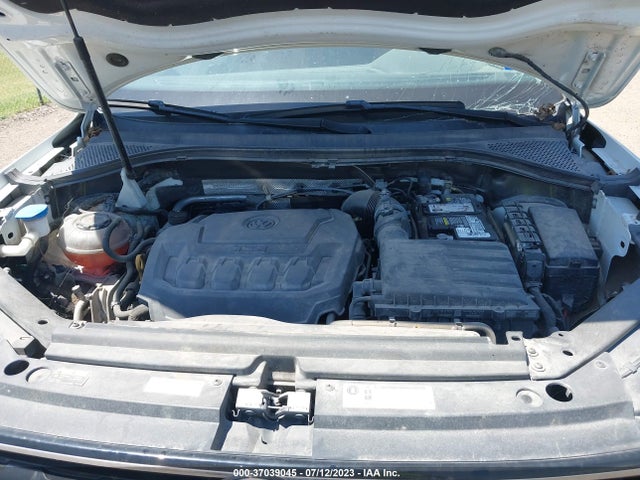 3VV3B7AX0JM222663 Volkswagen Tiguan Sel/se
