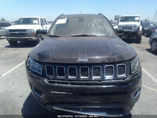 3C4NJCCB7JT293515 Jeep Compass Limited