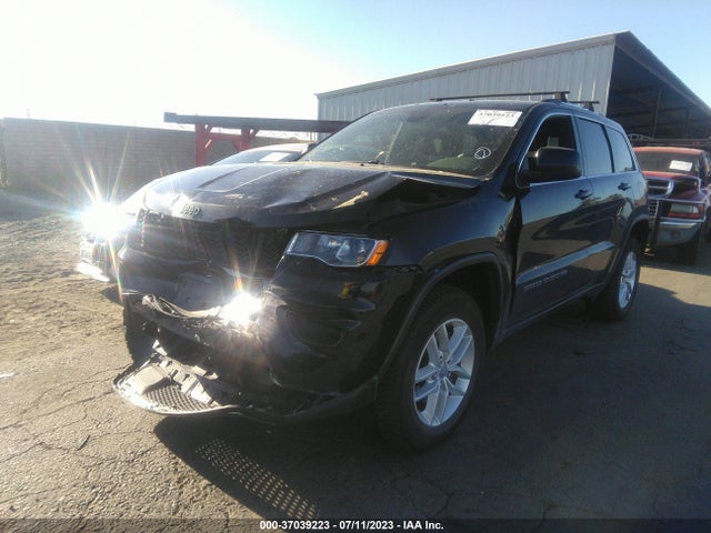 Jeep Grand Cherokee Laredo 2017 1C4RJFAG9HC749716 Image 2