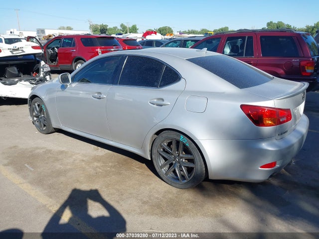 2007 LEXUS IS 350 VIN: JTHBE262275013780