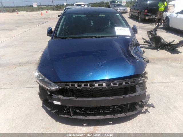 Hyundai ELANTRA SE 2018 5NPD74LF3JH303587 Image 5
