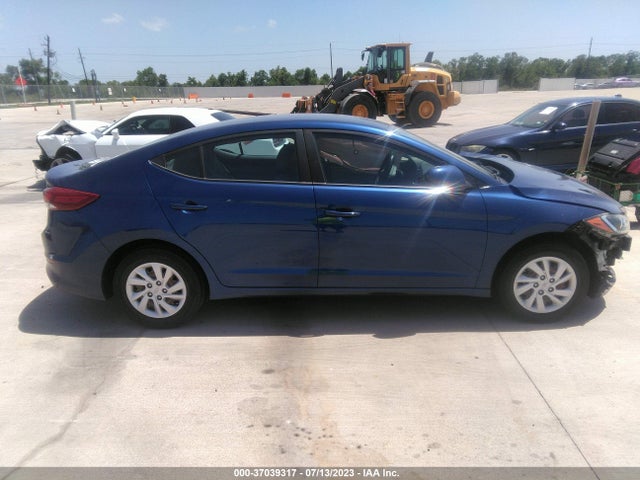 Hyundai ELANTRA SE 2018 5NPD74LF3JH303587 Image 6