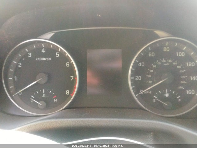 Hyundai ELANTRA SE 2018 5NPD74LF3JH303587 Image 8