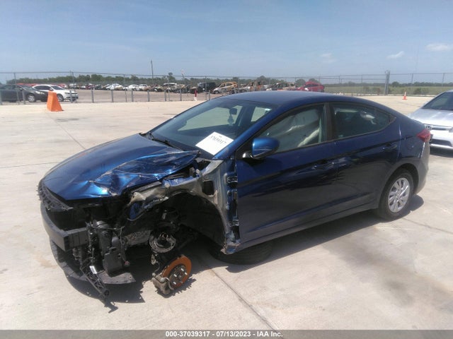 Hyundai ELANTRA SE 2018 5NPD74LF3JH303587 Image 2