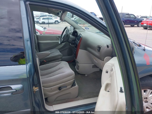 2005 CHRYSLER TOWN & COUNTRY VIN: 1C4GP45R25B292755