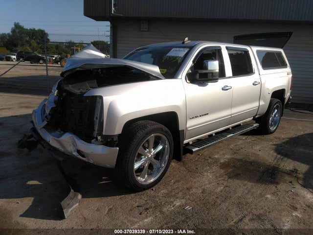 Chevrolet Silverado 1500 Lt 2018 3GCUKREC9JG311538 Image 2