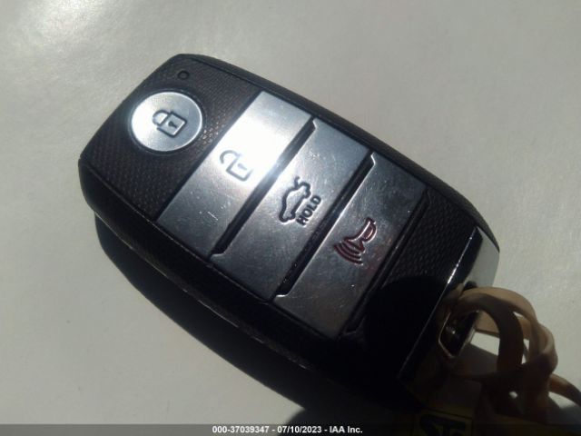 5XXGT4L38KG347841 KIA Optima S