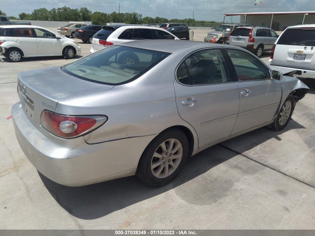 2004 LEXUS ES 330 VIN: JTHBA30GX40011211