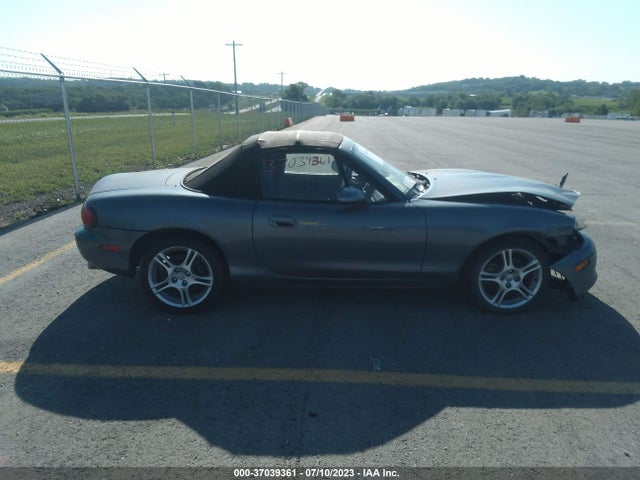 2005 MAZDA MX-5 MIATA CLOTH VIN: JM1NB353750413786