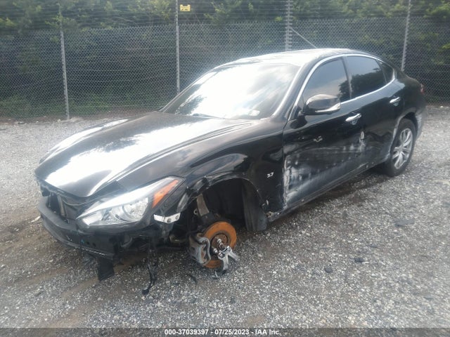 JN1BY1AR3KM585501 Infiniti Q70 3.7 Luxe