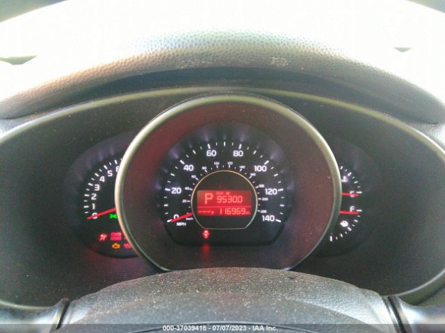 KNDJN2A28G7393006 KIA Soul Base