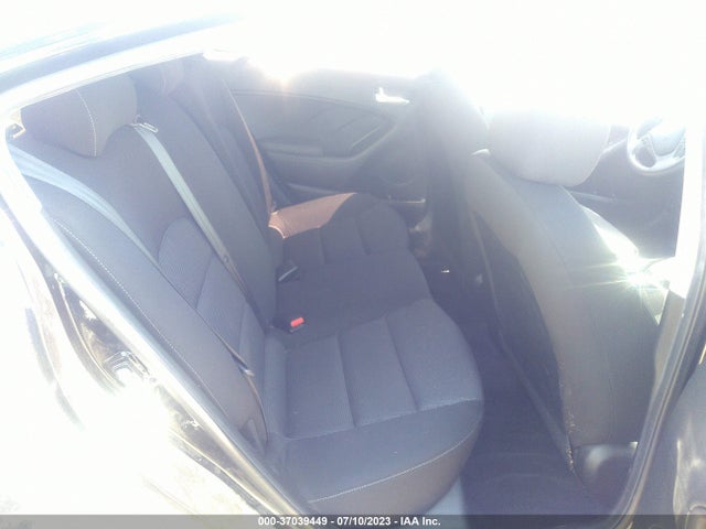 KIA FORTE LX 2017 3KPFK4A74HE158738 Image 8