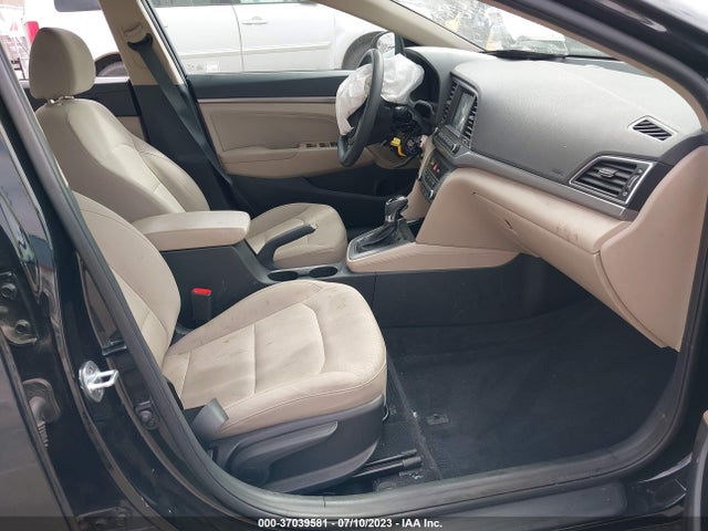 Hyundai ELANTRA SE 2017 5NPD84LF1HH124228 Image 11