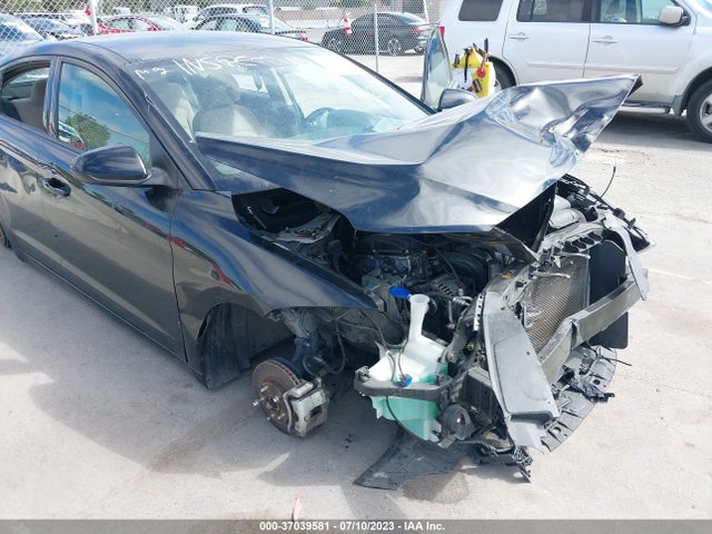 Hyundai ELANTRA SE 2017 5NPD84LF1HH124228 Image 12