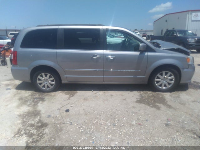 2C4RC1BG8FR753482 Chrysler Town & Country Touring