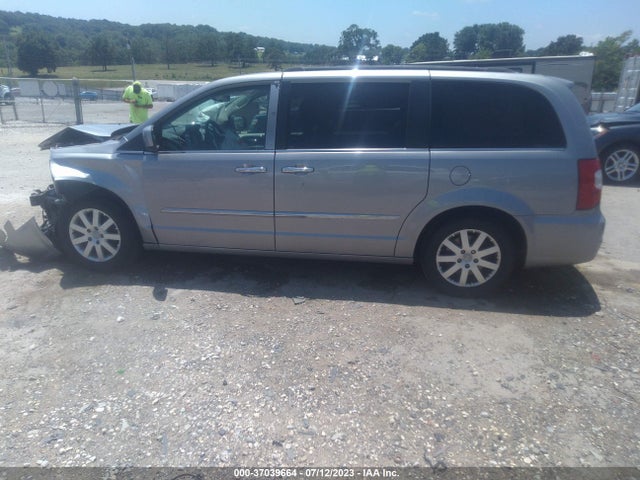 2C4RC1BG8FR753482 Chrysler Town & Country Touring