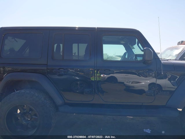 1C4HJXDN3MW869743 Jeep Wrangler Unlimited Sport Altitude
